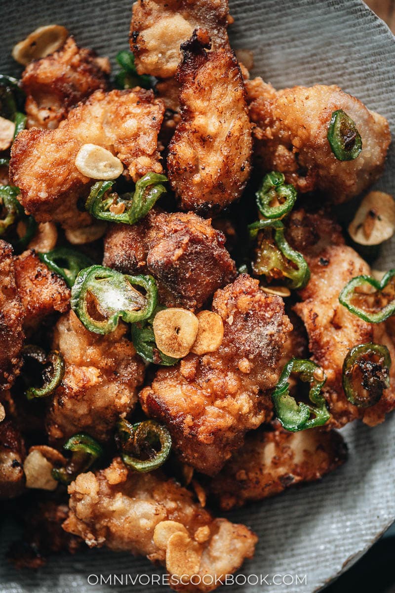 Salt and pepper pork chops with garlic and jalapeno