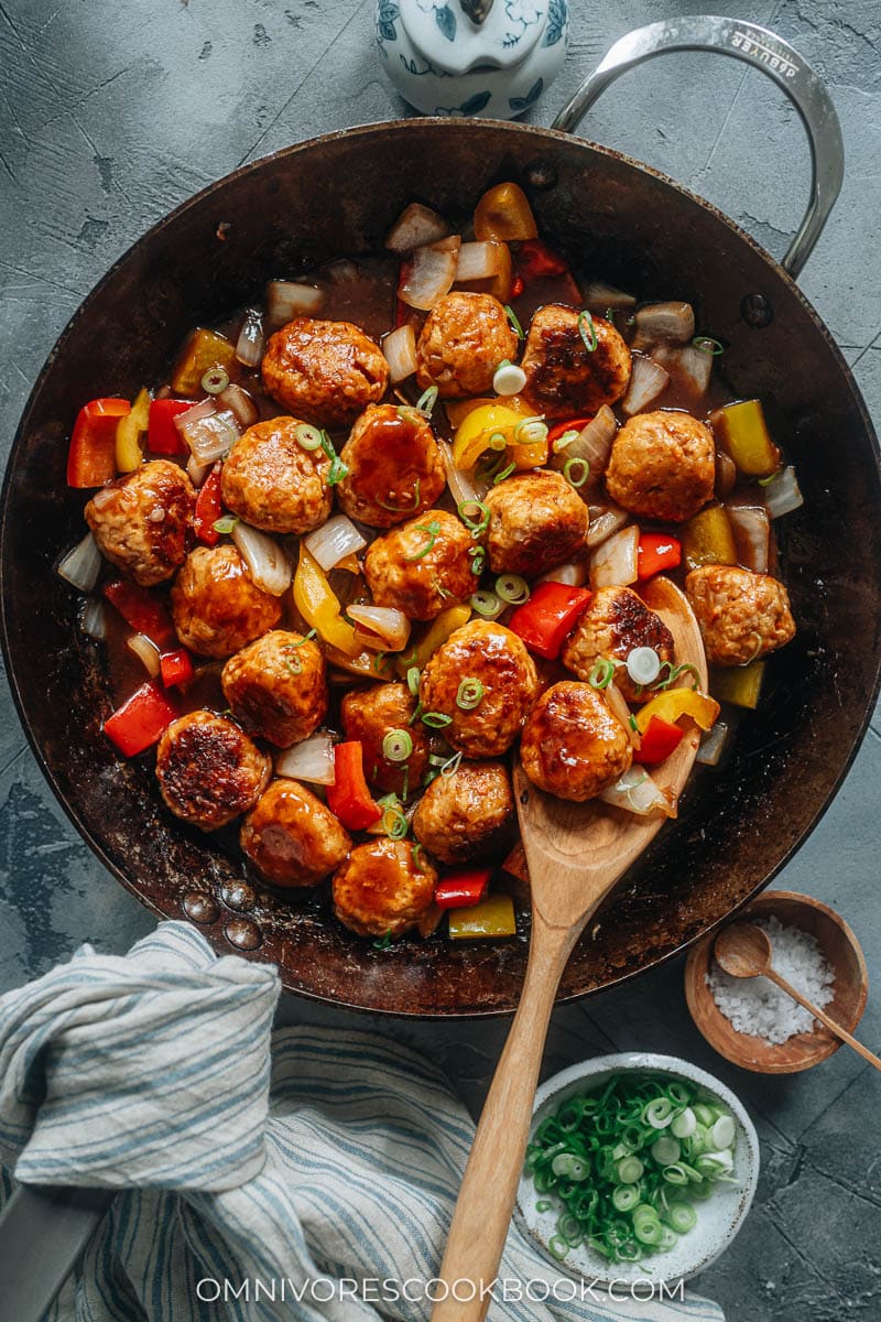 Meatballs with sweet and sour sauce