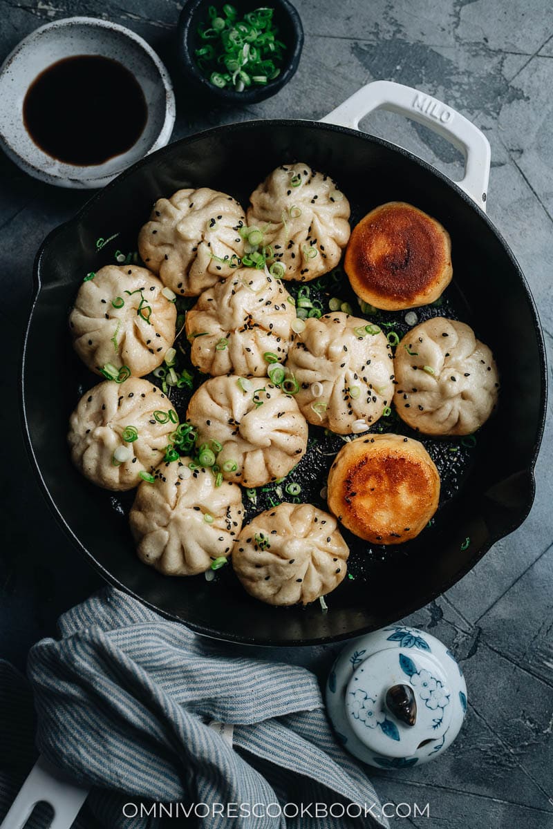 Shanghai pan fried pork buns