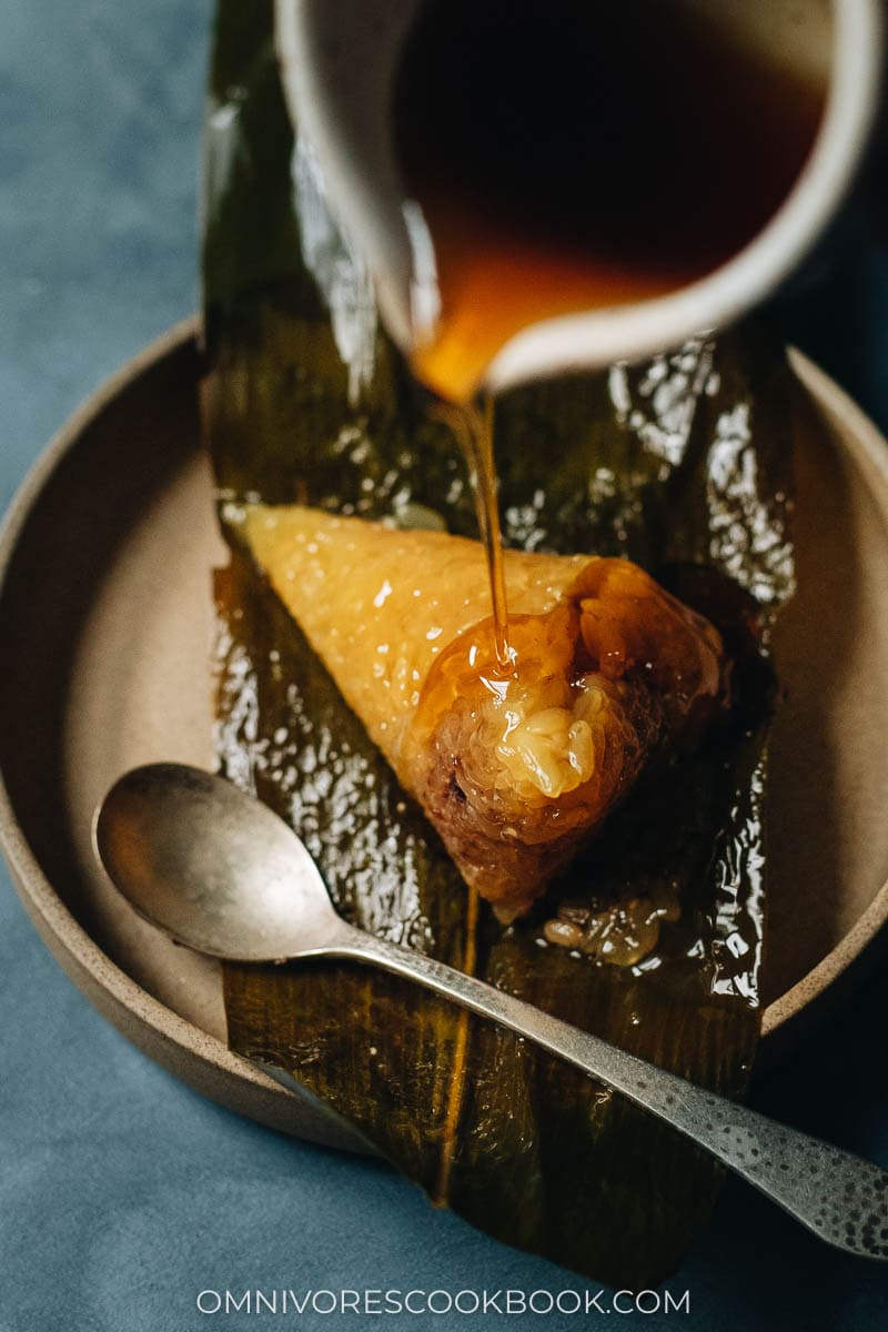 Alkaline dumpling drizzled with maple syrup