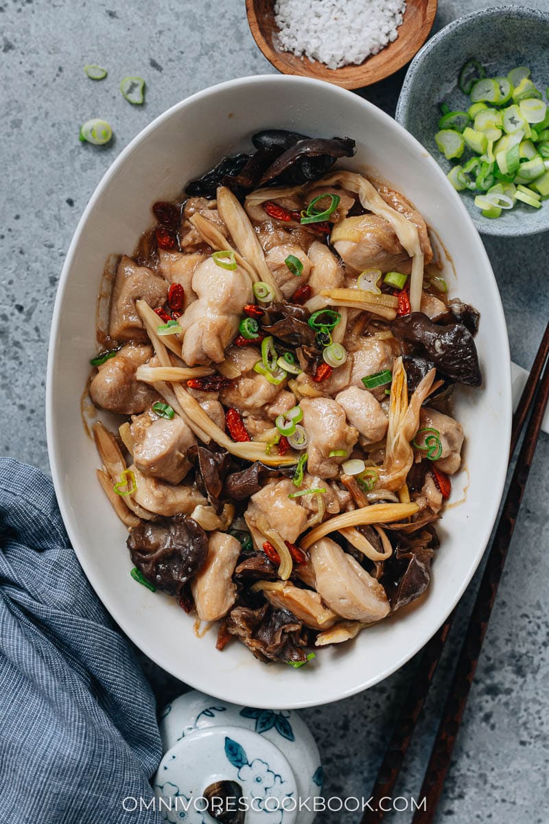 Chinese steamed chicken with lily flowers, wood ear mushrooms, and goji berries