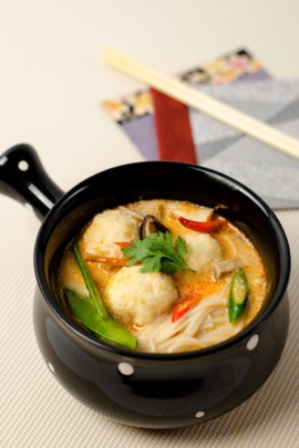 Thai Coconut Soup with Fish Ball | Omnivore's Cookbook